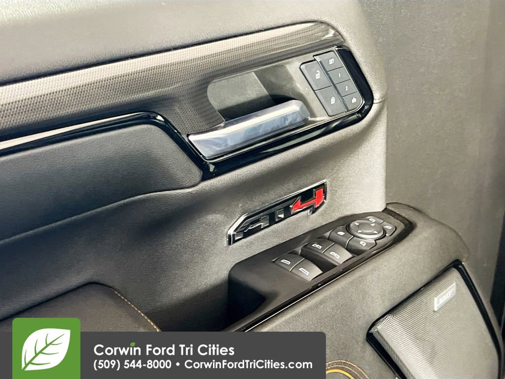 Used 2023 GMC Sierra 1500 AT4 image 12