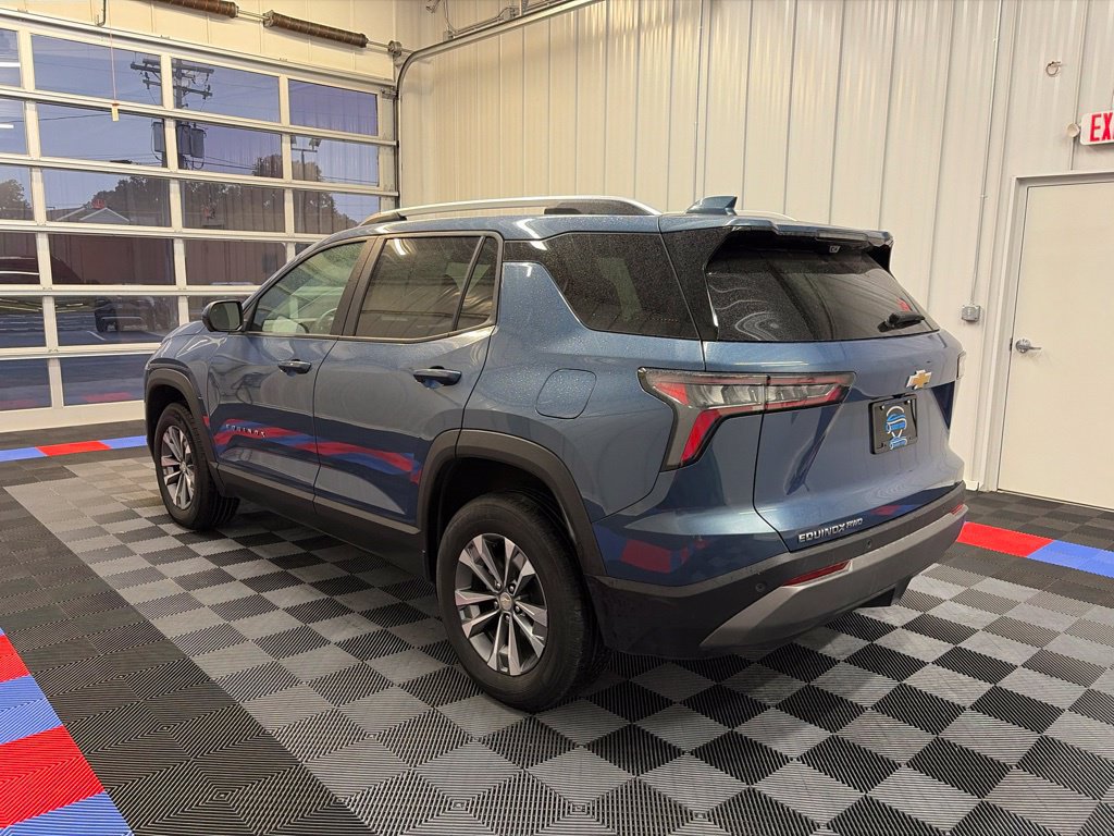 Used 2025 Chevrolet Equinox LT w/ Convenience Package II AWD/4WD image 6