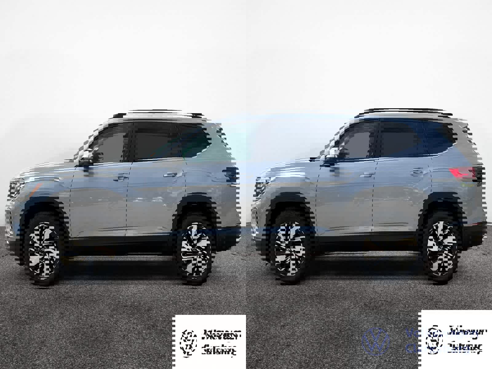 New 2026 Volkswagen Atlas SE image 2