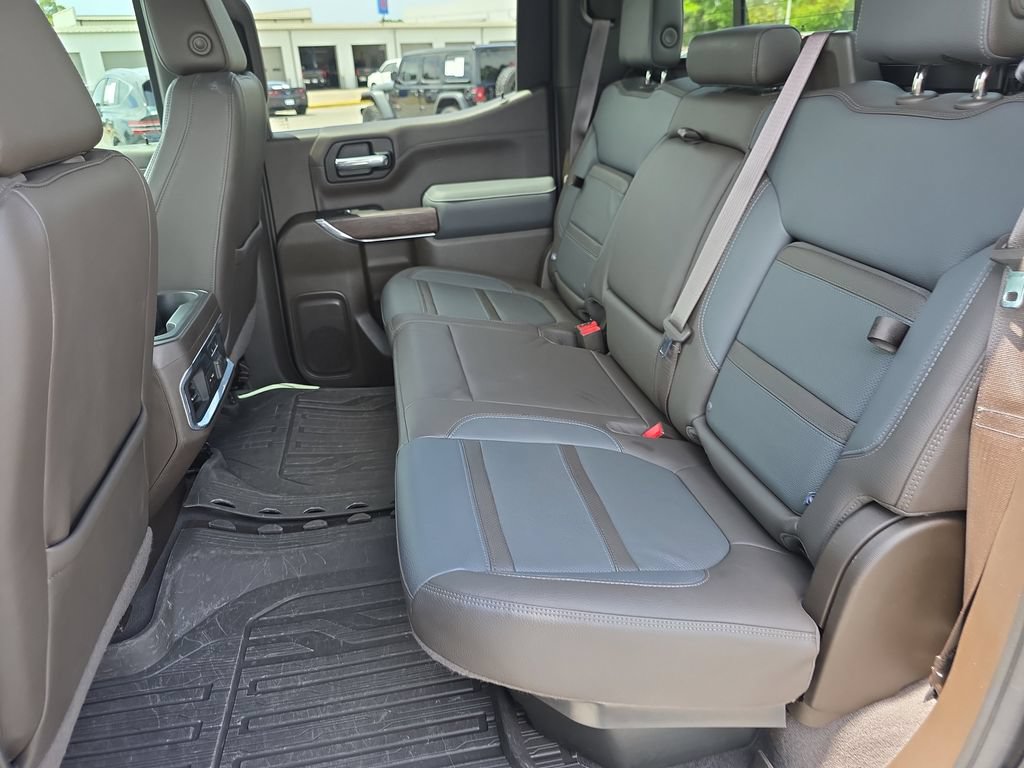 Used 2021 GMC Sierra 1500 Denali w/ Denali Ultimate Package AWD/4WD image 35