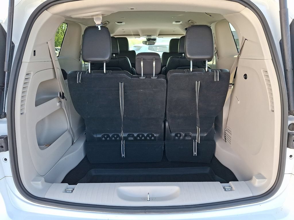 Used 2023 Chrysler Pacifica Touring-L FWD image 33