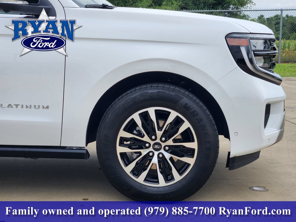 Certified 2025 Ford Expedition Max Platinum AWD/4WD image 5