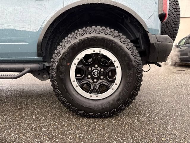 Used 2023 Ford Bronco Badlands w/ Sasquatch Package AWD/4WD image 16