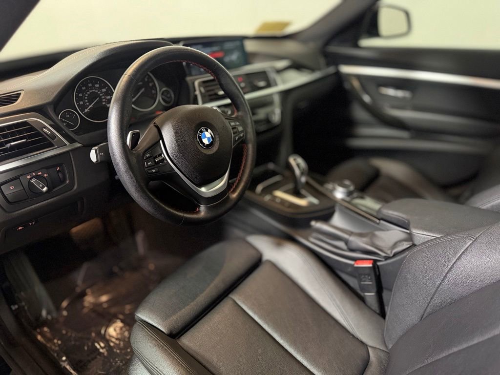 Used 2019 BMW 330i Gran Turismo xDrive image 16