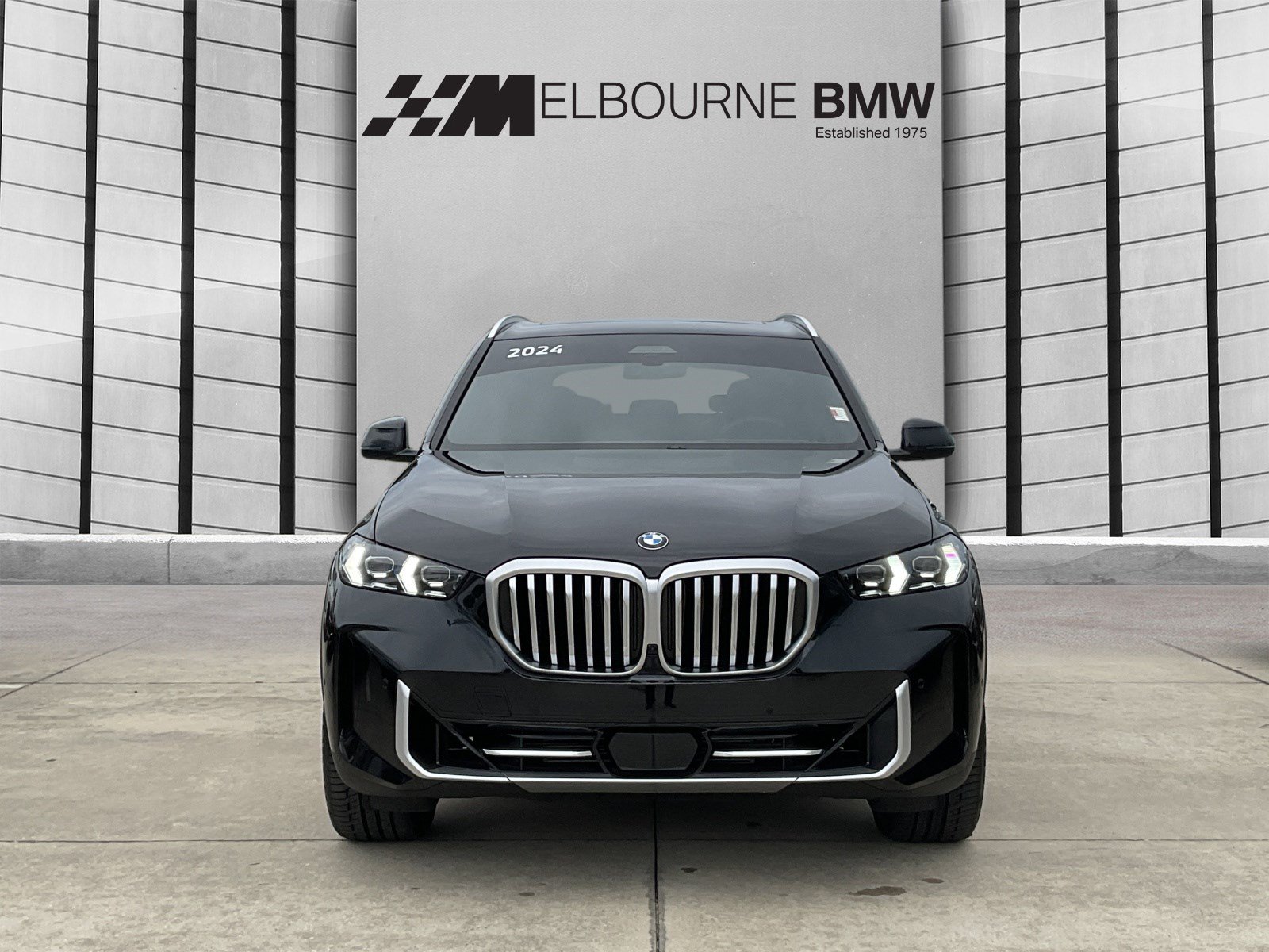 Certified 2024 BMW X5 sDrive40i w/ Premium Package RWD image 2