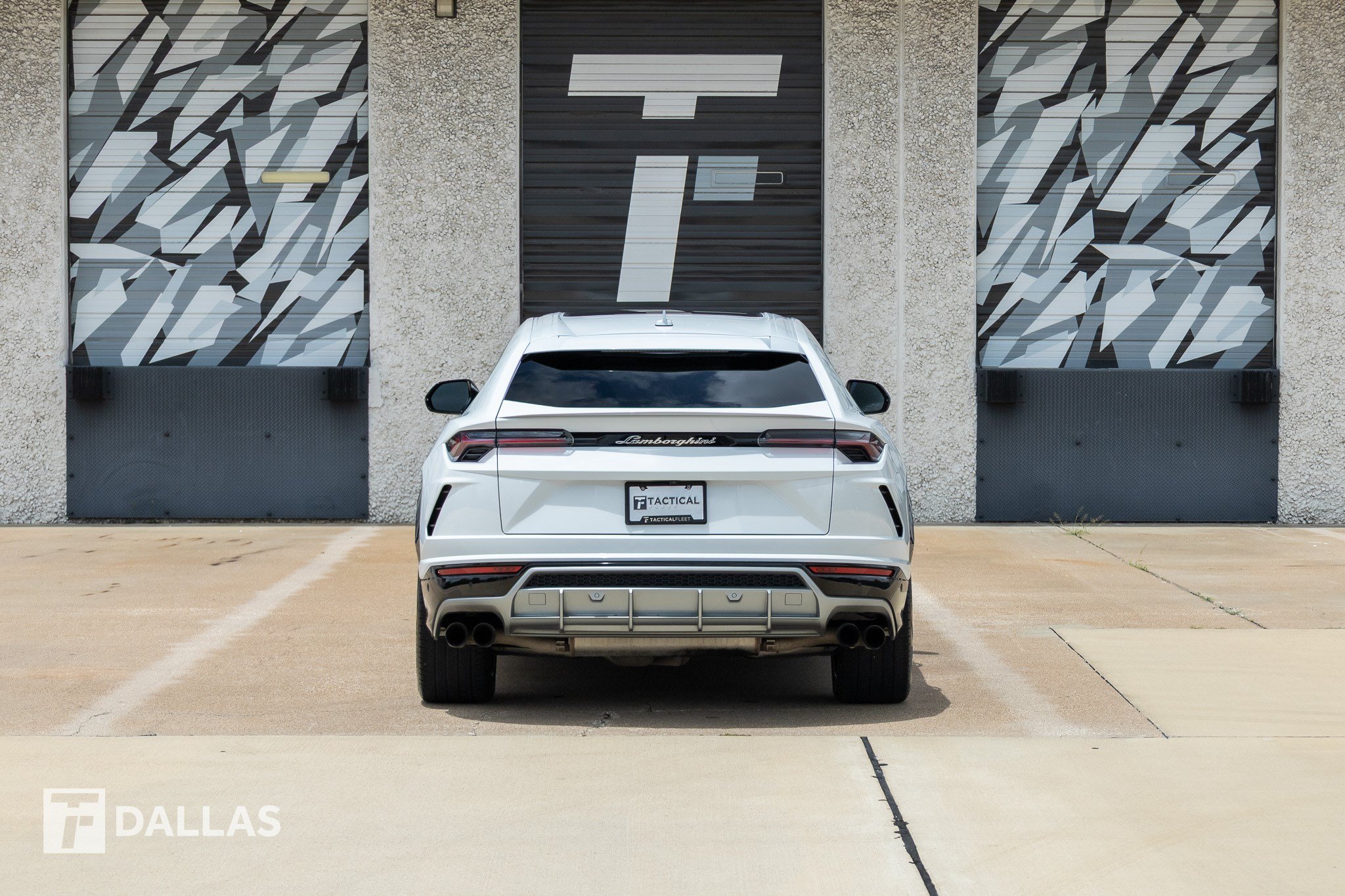Used 2019 Lamborghini Urus AWD/4WD image 13