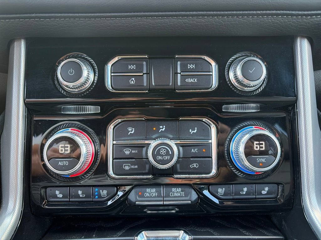 Used 2023 GMC Yukon Denali AWD/4WD image 13