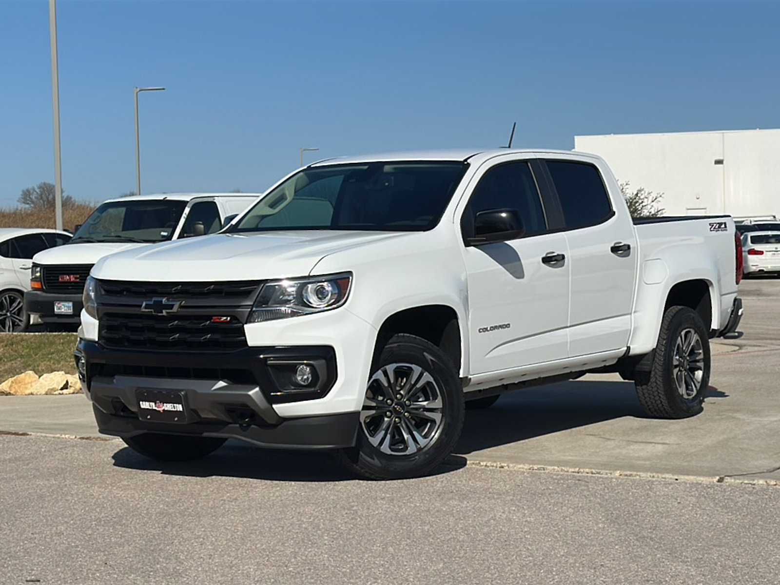 Used 2022 Chevrolet Colorado Z71 w/ Safety Package image 2