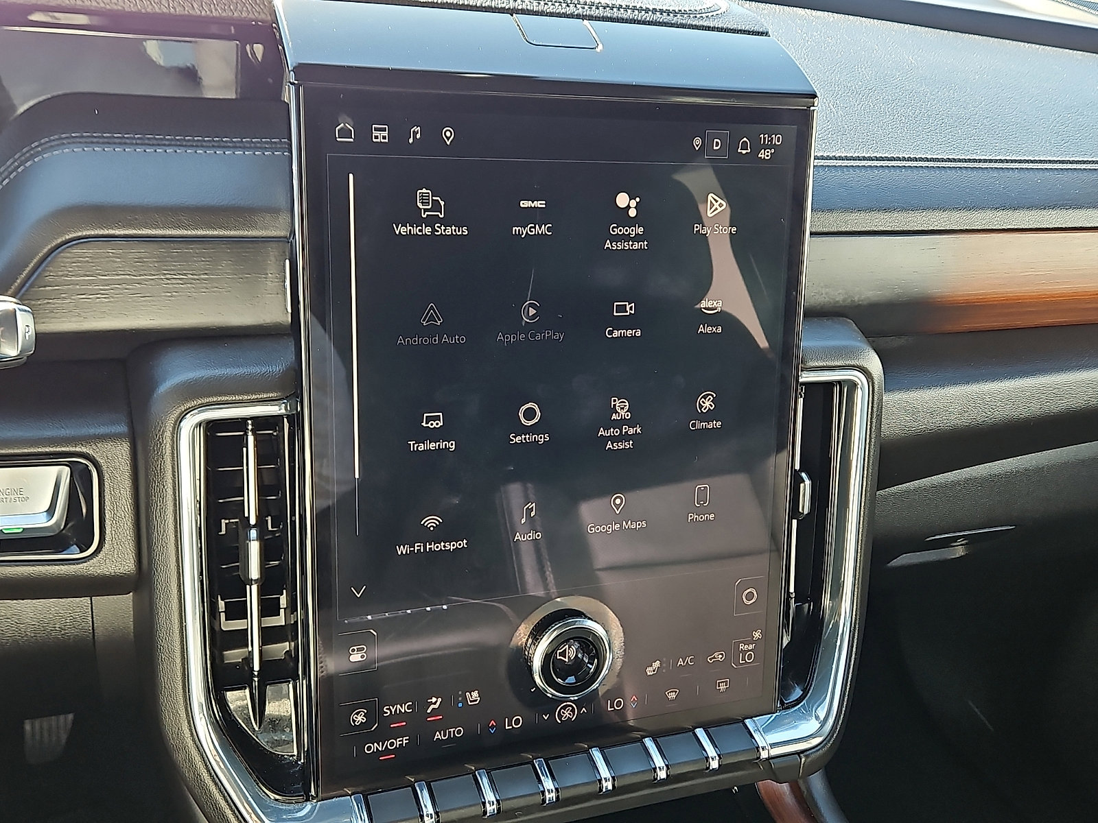 Used 2025 GMC Yukon XL Denali image 17