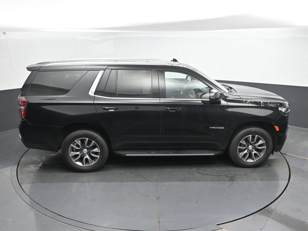 Used 2022 Chevrolet Tahoe LT w/ Luxury Package AWD/4WD image 35
