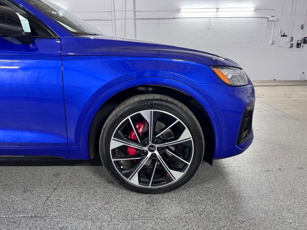 Used 2024 Audi SQ5 Prestige AWD/4WD image 5