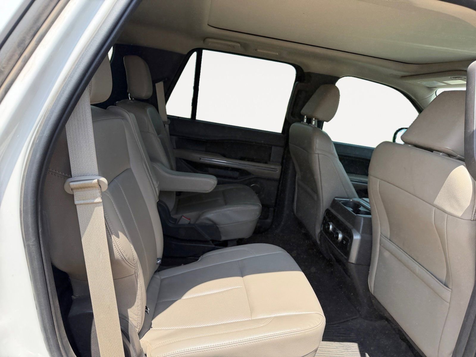 Used 2021 Ford Expedition XLT AWD/4WD image 13