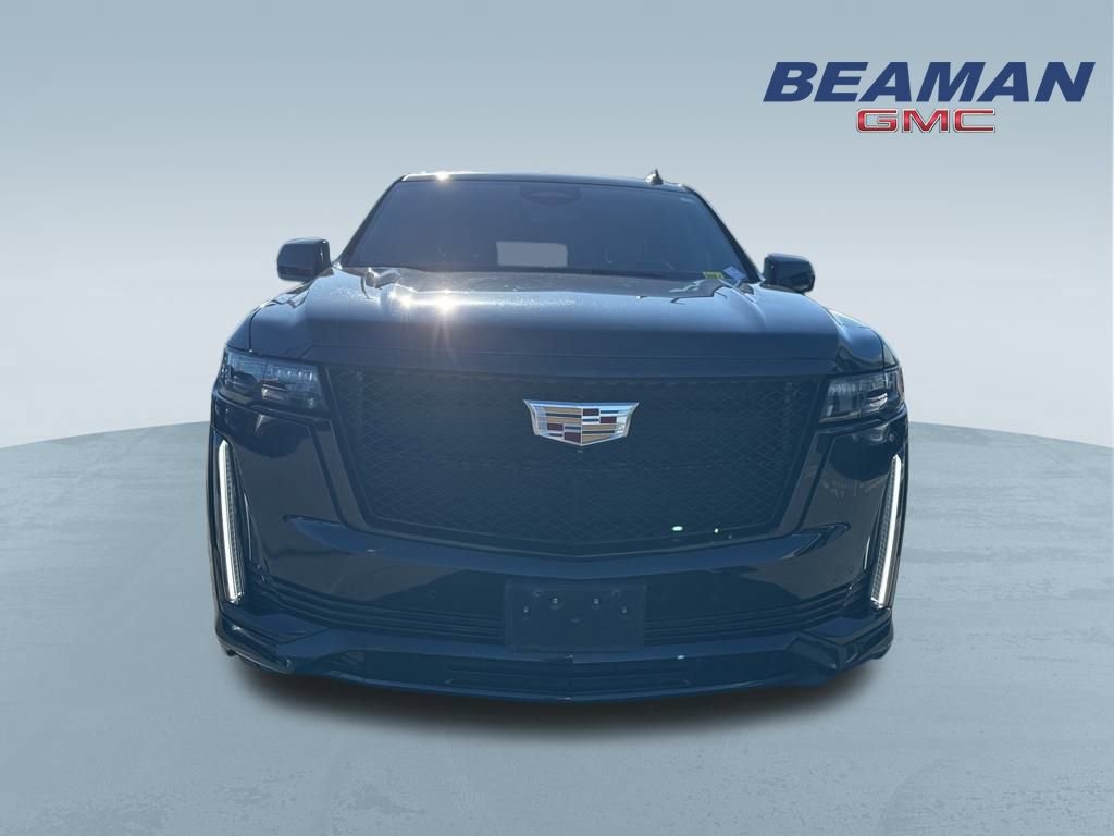 Used 2024 Cadillac Escalade Sport image 2