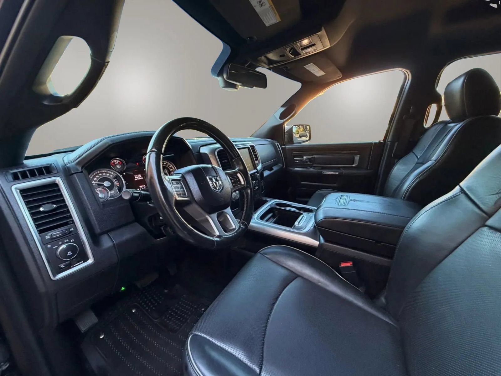 Used 2016 RAM 1500 Limited RWD image 37