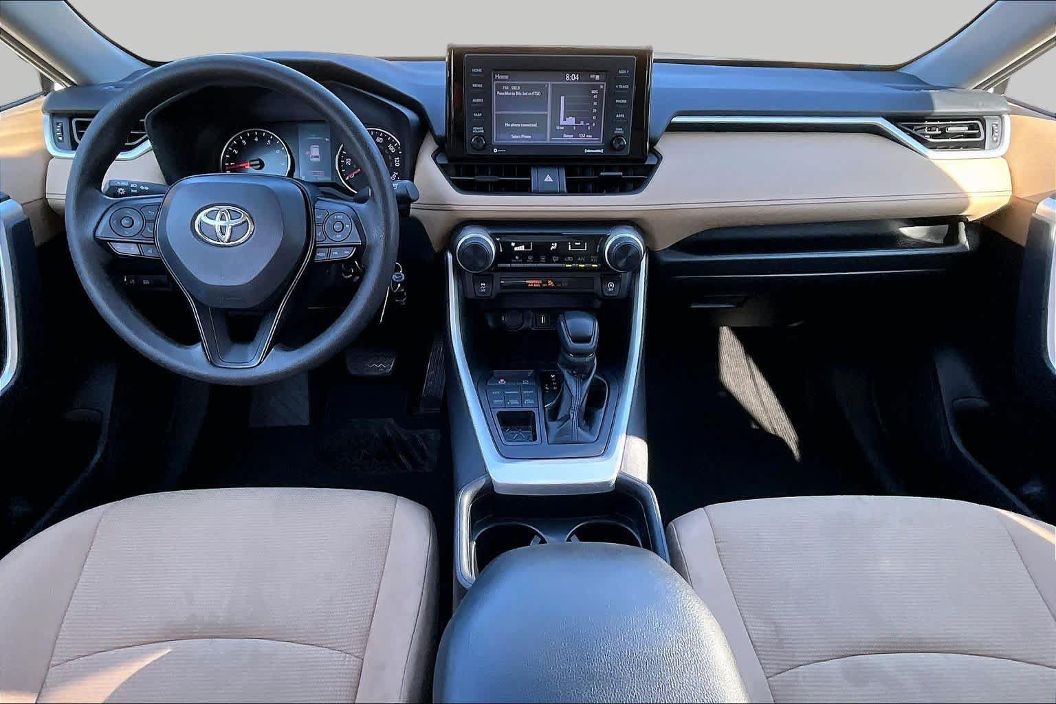 Used 2021 Toyota RAV4 LE AWD/4WD image 16