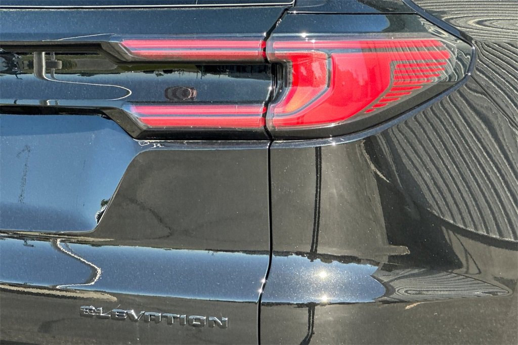 New 2025 GMC Acadia Elevation image 7