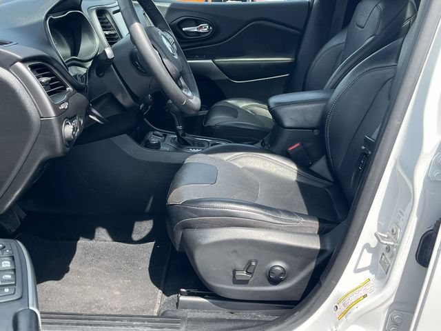 Used 2022 Jeep Cherokee Latitude Lux w/ Sun & Sound Group AWD/4WD image 13
