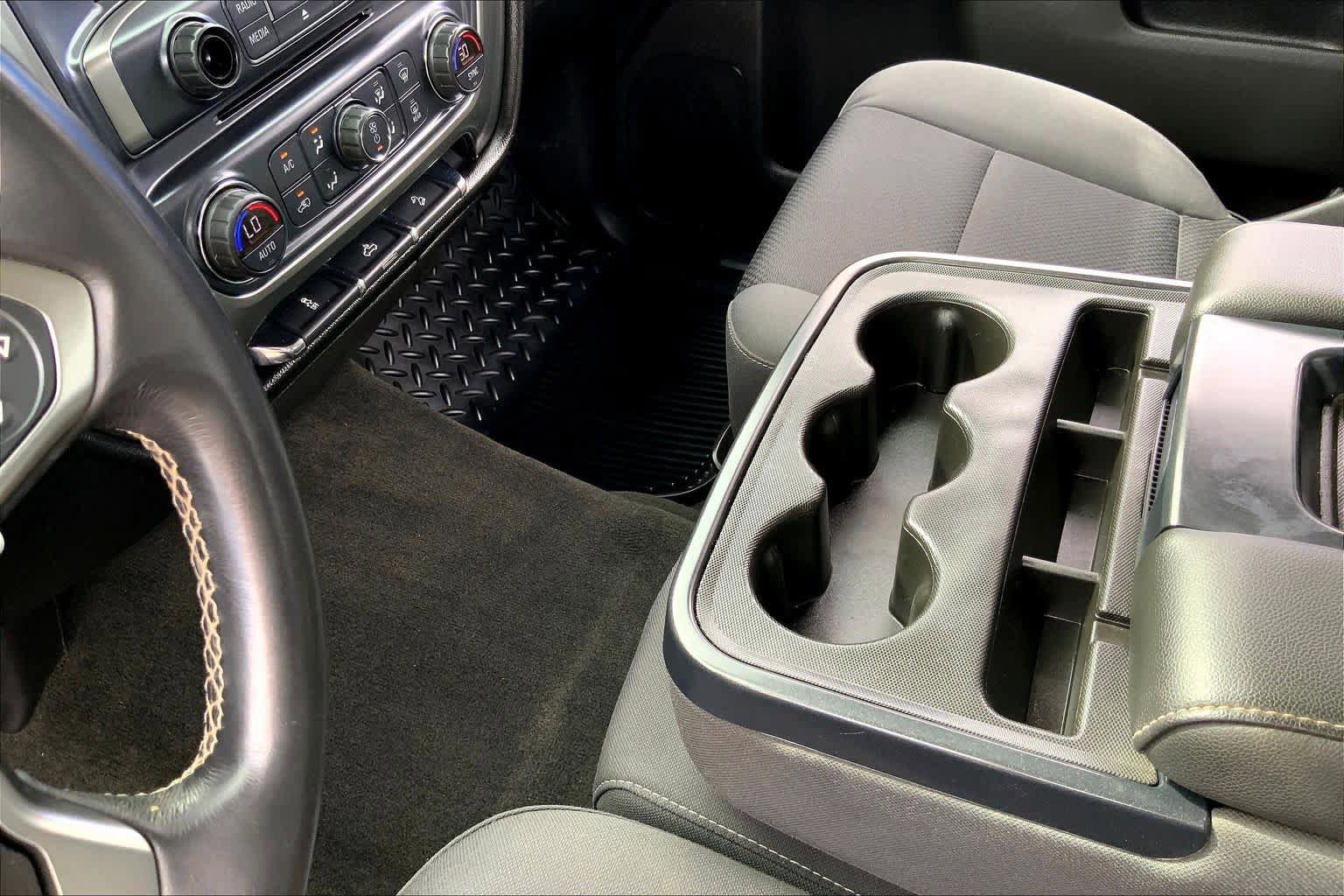 Used 2018 Chevrolet Silverado 1500 LT w/ Texas Edition AWD/4WD image 17