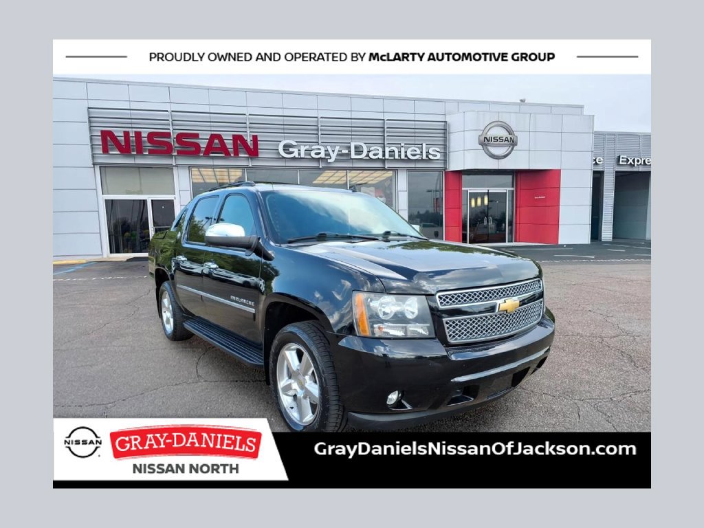 Used 2013 Chevrolet Avalanche LTZ