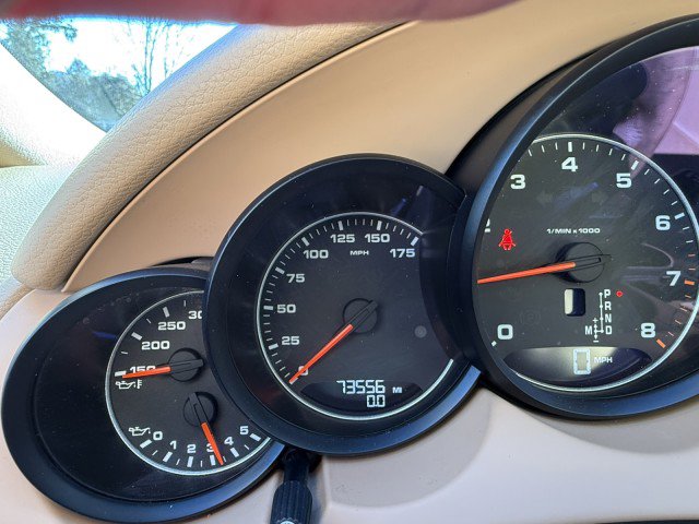 Used 2016 Porsche Cayenne AWD/4WD image 11