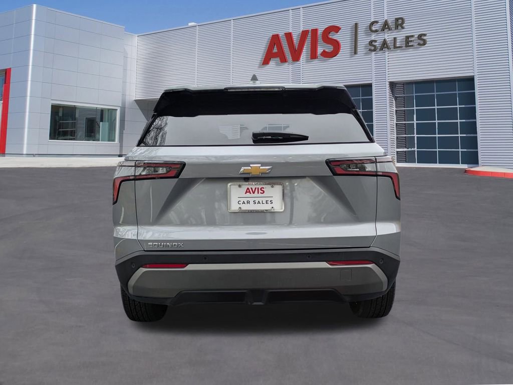 Used 2025 Chevrolet Equinox LT image 7