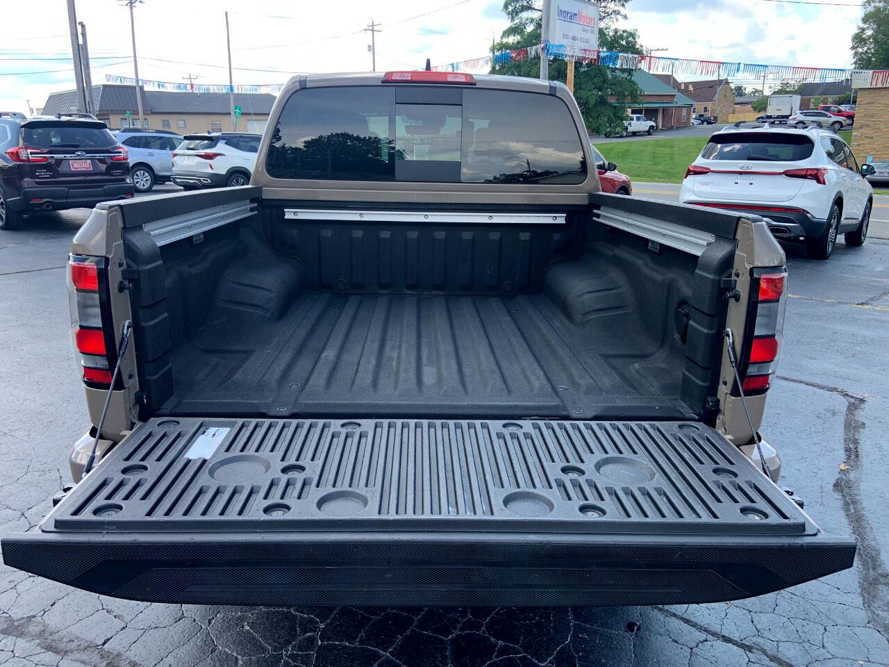 Used 2023 Nissan Frontier PRO-4X image 7