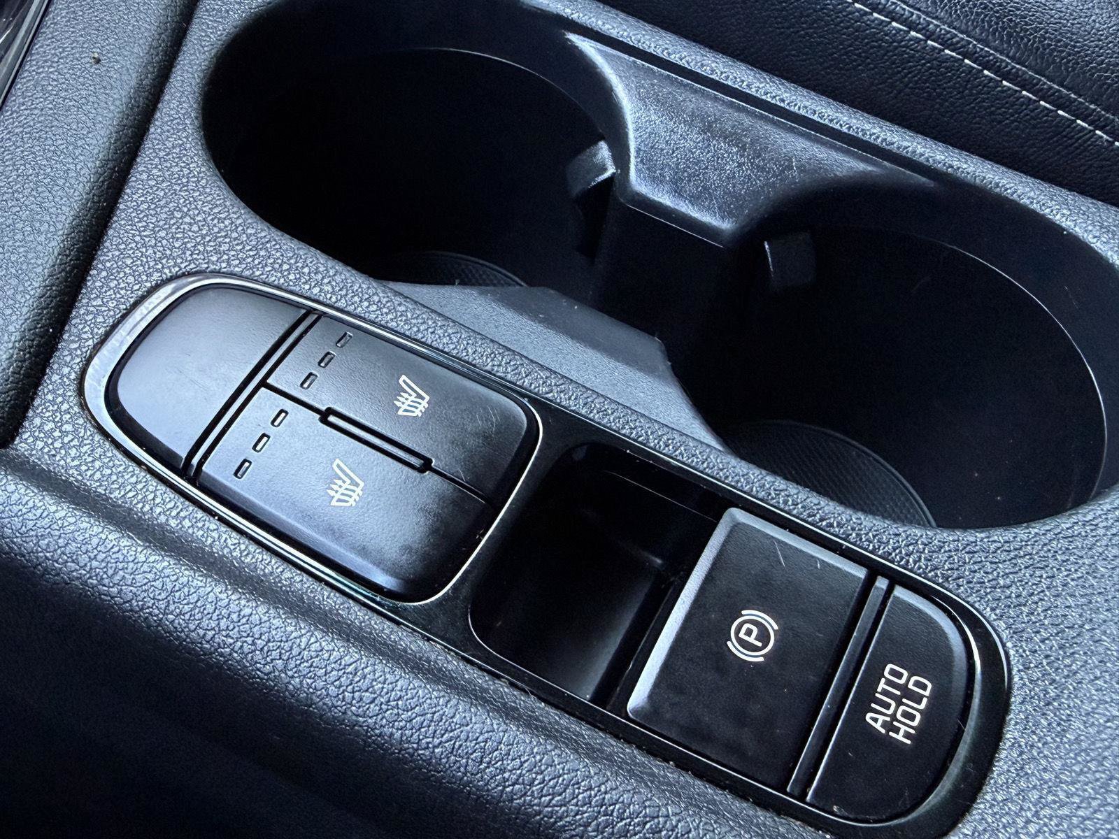 Used 2021 Kia Niro EX FWD image 21