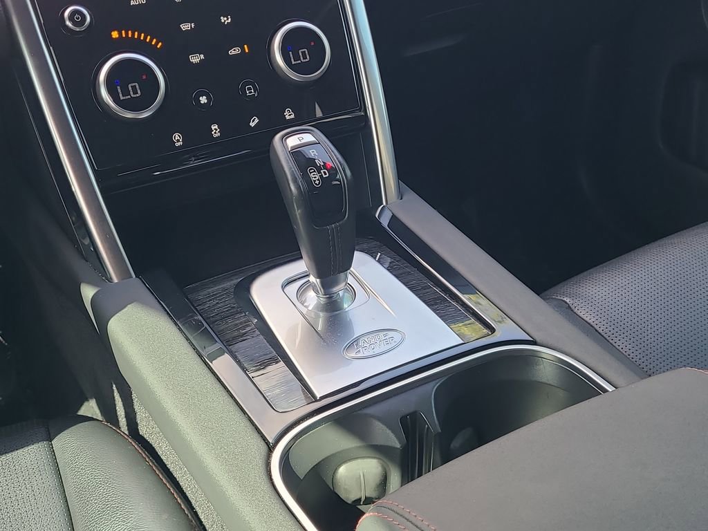 Used 2020 Land Rover Discovery Sport SE R-Dynamic AWD/4WD image 18