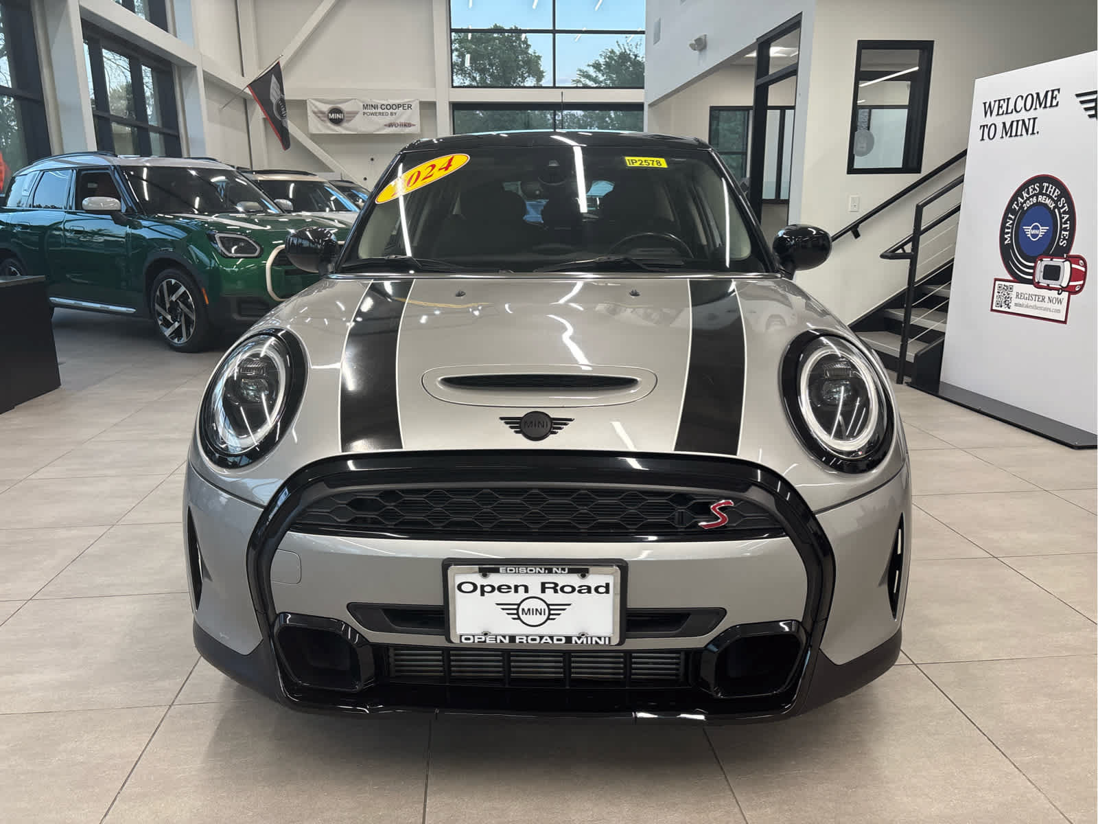 Used 2024 MINI Cooper S FWD image 2