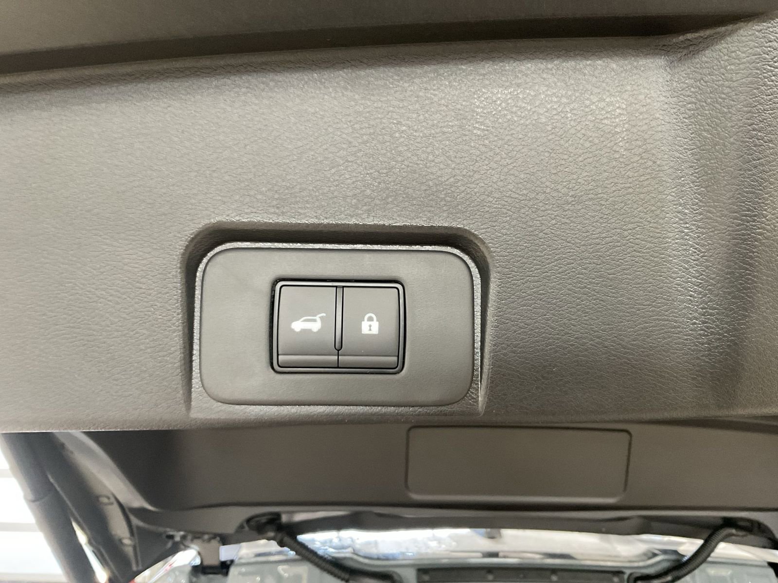 New 2026 Nissan Rogue SV w/ Rock Creek Premium Package AWD/4WD image 39