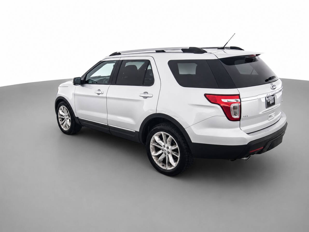 Used 2013 Ford Explorer XLT AWD/4WD image 7