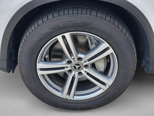 Certified 2022 Mercedes-Benz GLC 300 image 22