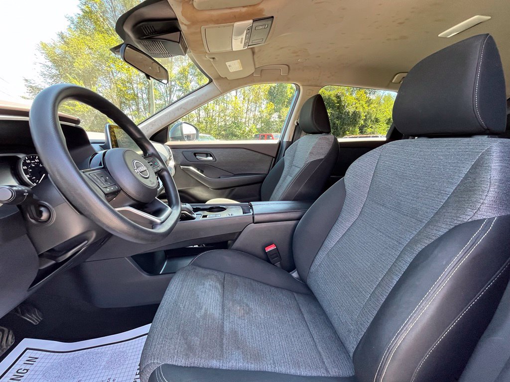 Used 2022 Nissan Rogue SV FWD image 24