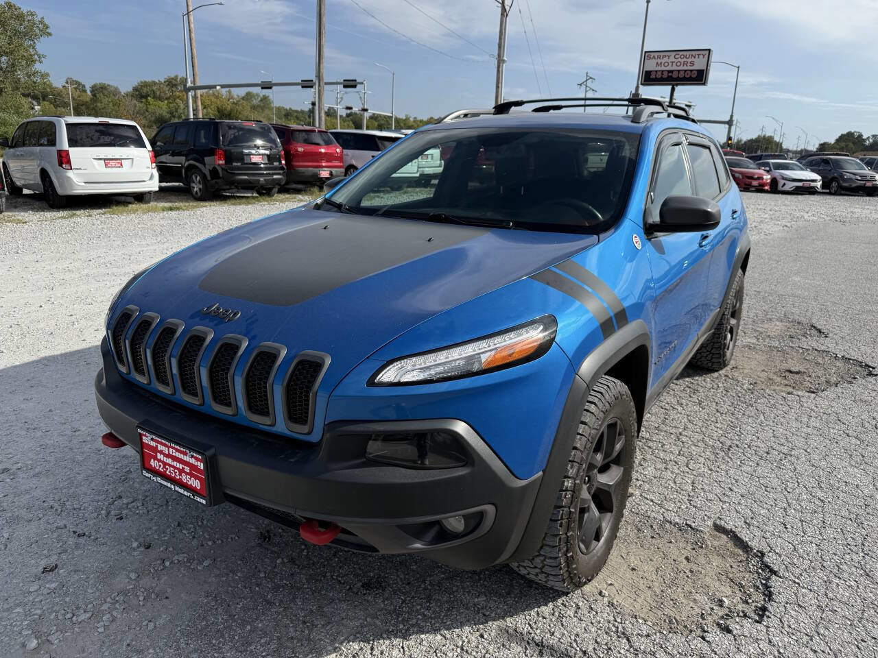 Used 2017 Jeep Cherokee Trailhawk w/ Cold Weather Group image 6