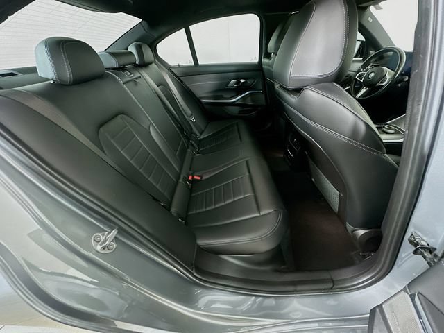 Used 2023 BMW M340i xDrive AWD/4WD image 9