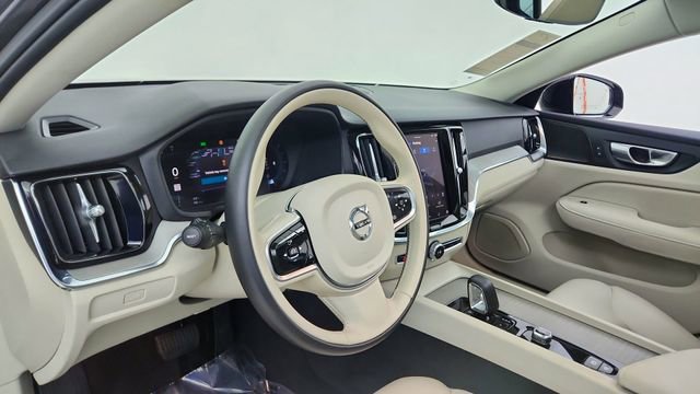 Used 2024 Volvo S60 B5 Plus w/ Climate Package image 20