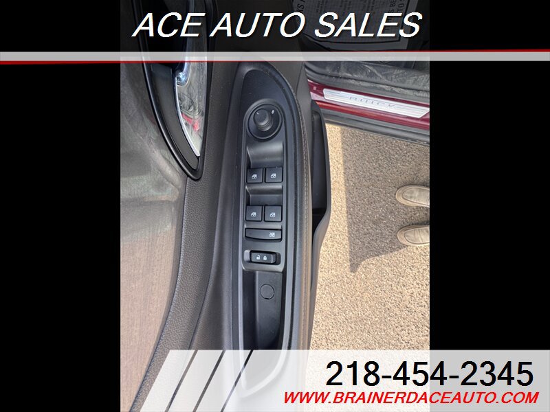 Used 2021 Buick Encore Preferred AWD/4WD image 15