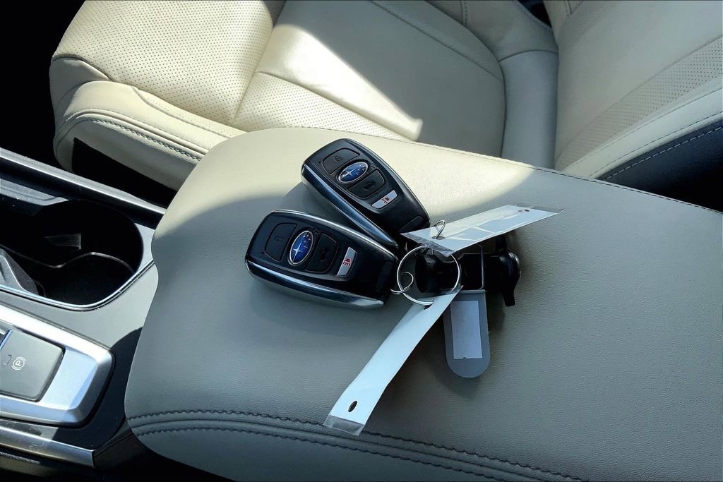 Used 2019 Subaru Ascent Limited image 34