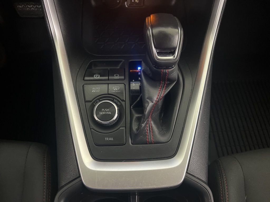 Used 2023 Toyota RAV4 SE w/ Weather & Moonroof Package image 73