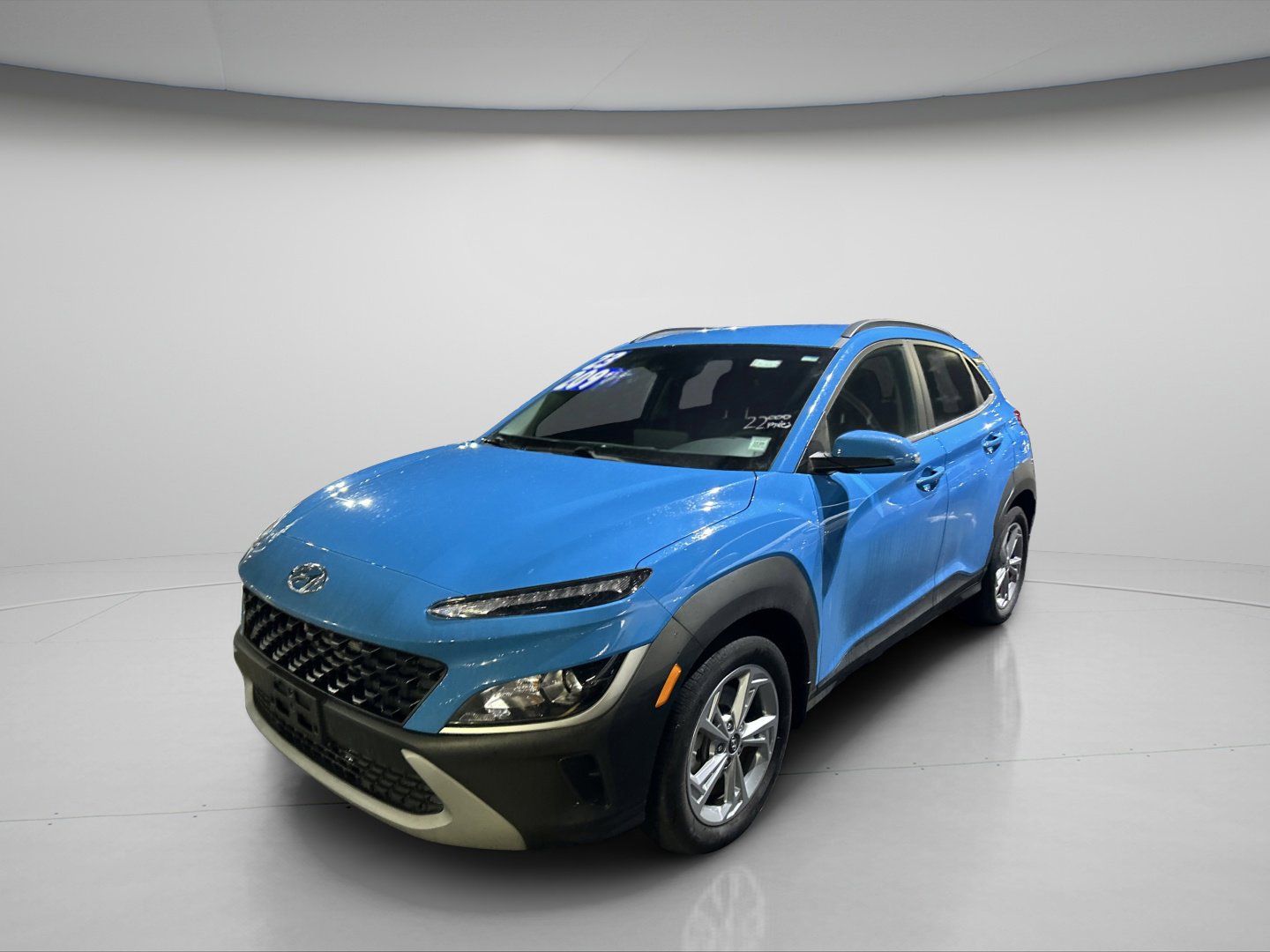 Used 2023 Hyundai Kona SEL w/ Cargo Package image 4