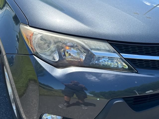 Used 2014 Toyota RAV4 XLE AWD/4WD image 12