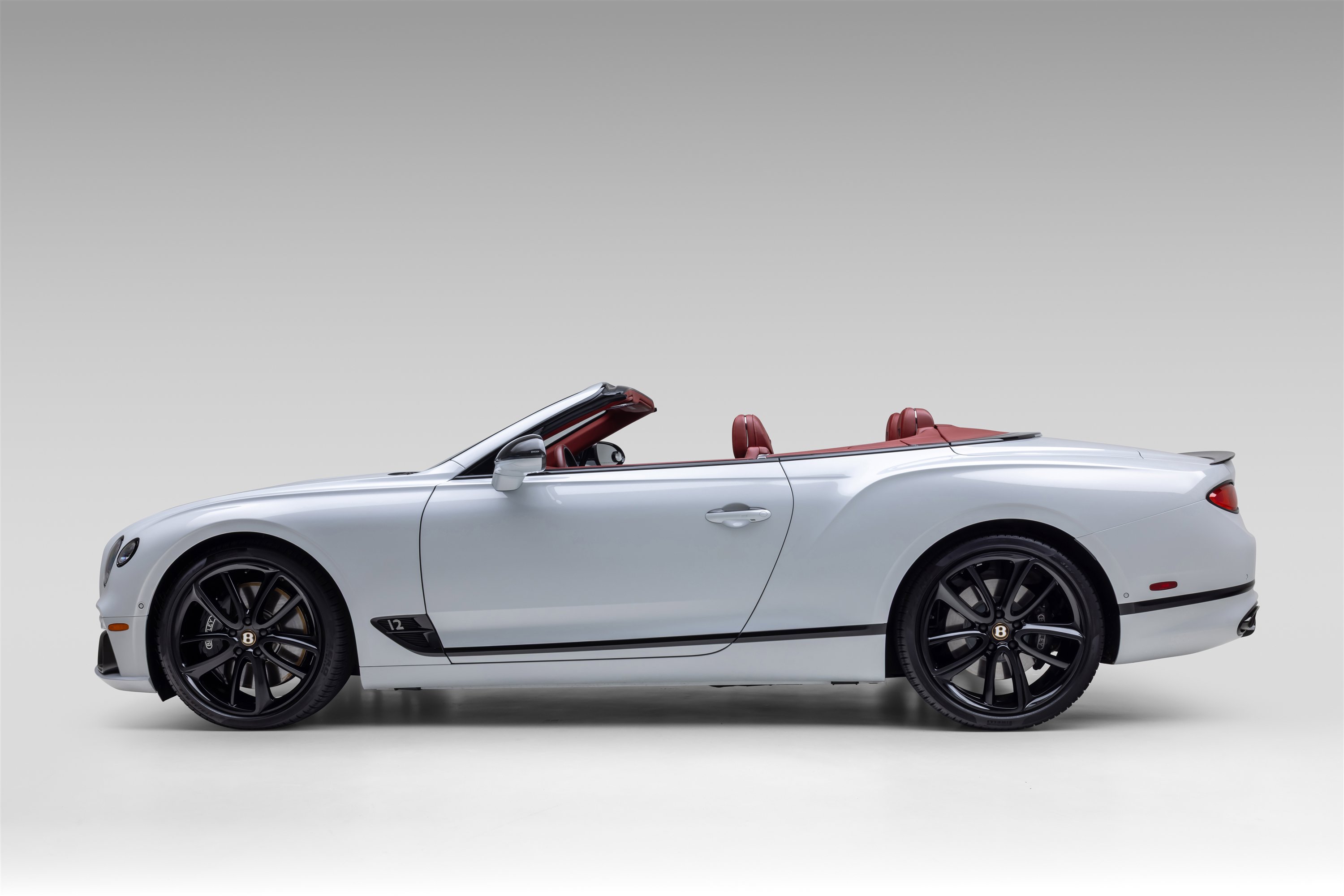 Used 2020 Bentley Continental GT image 4