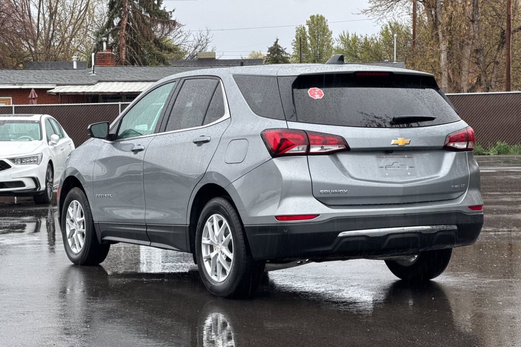 Used 2024 Chevrolet Equinox LT AWD/4WD image 6