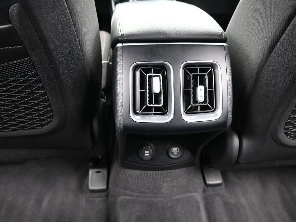 Used 2022 Kia Sorento LX image 35