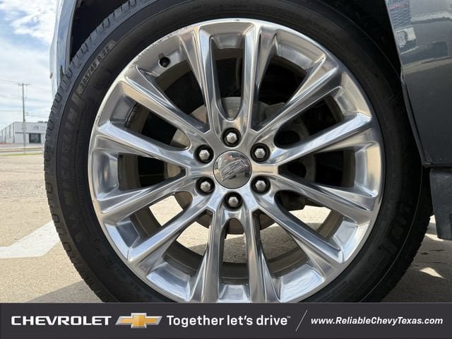 Used 2019 Cadillac Escalade Luxury RWD image 10