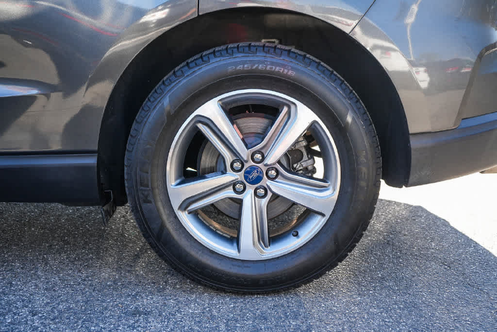 Used 2019 Ford Edge SEL w/ Equipment Group 201A FWD image 10