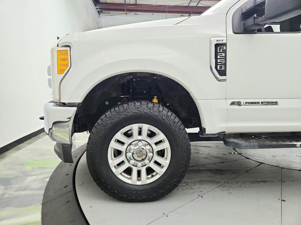 Used 2019 Ford F250 XLT w/ Snow Plow Prep Package AWD/4WD image 27