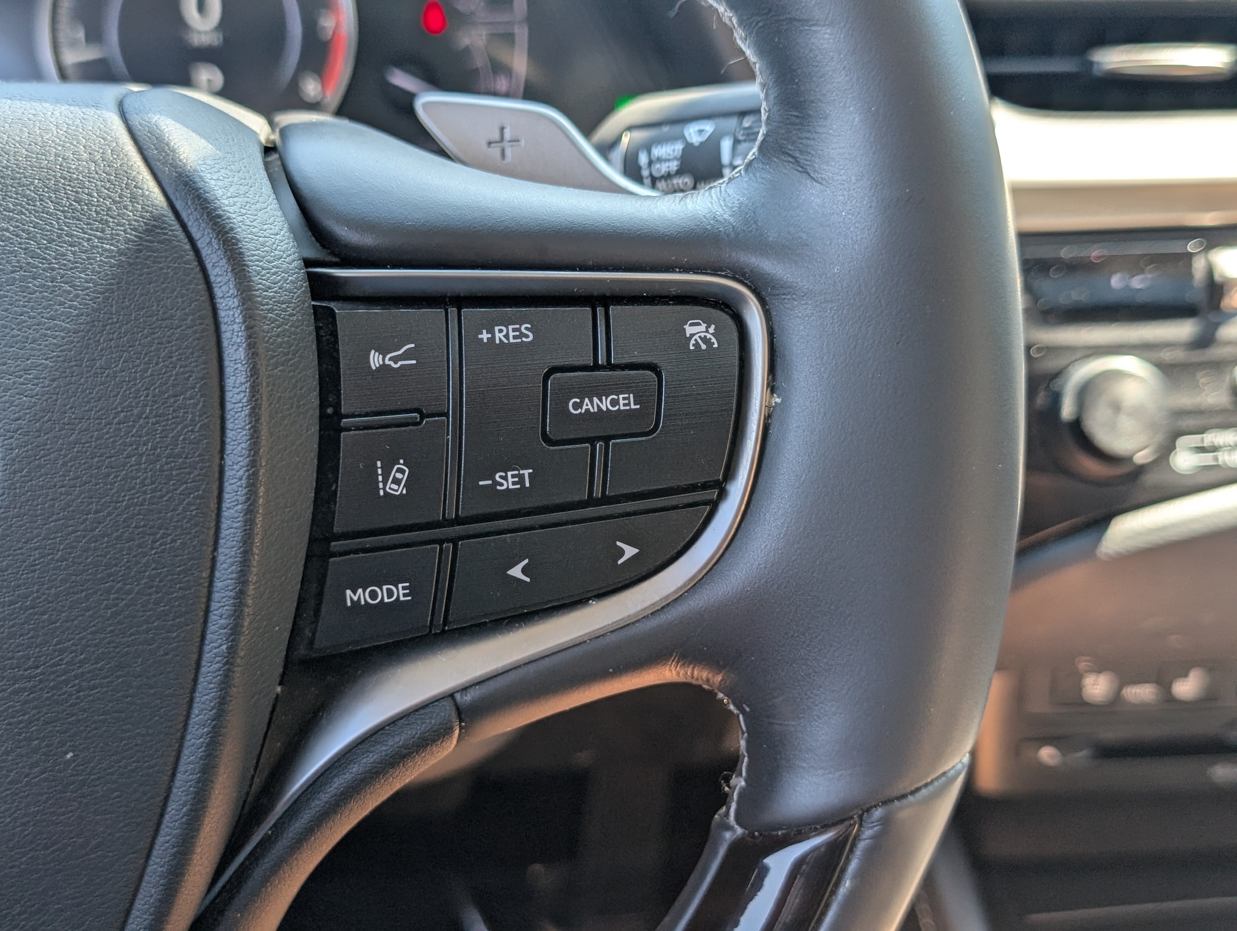 Used 2019 Lexus ES 350 w/ Premium Package FWD image 23