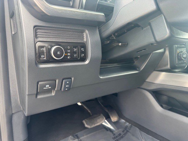 Used 2026 Ford F250 Lariat AWD/4WD image 14
