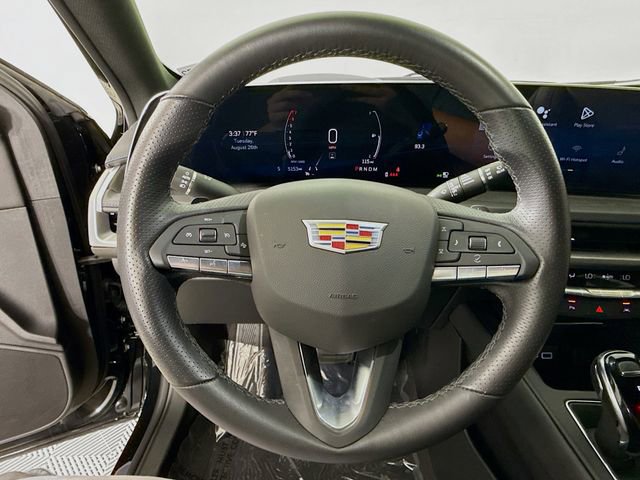 Used 2024 Cadillac XT4 Sport w/ Technology Package image 12